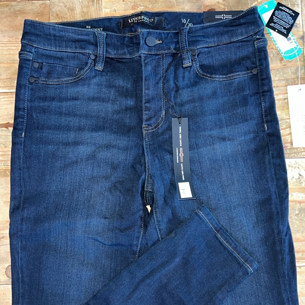 Women’s Ankle Skinny High Performance Eco Denim - NEW WITH TAGS